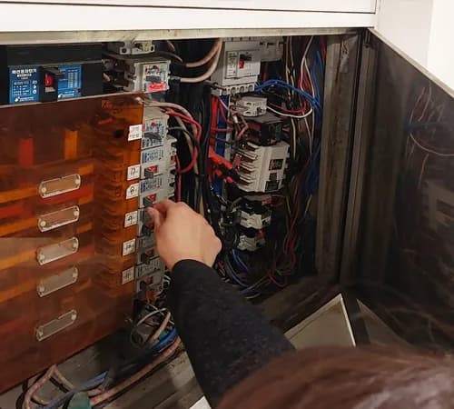 시설 정기 점검